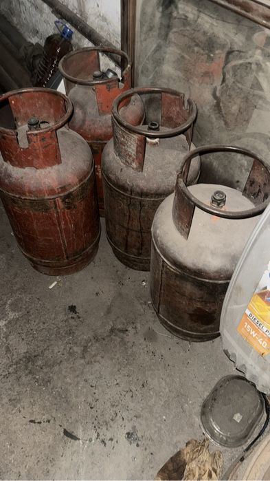 Продам газ балоны