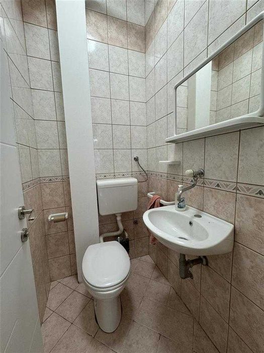 Дава се под наем Двустаен апартамент в Пловдив, Младежки Хълм - 61 кв.м за 214.2 € - Снимка #4