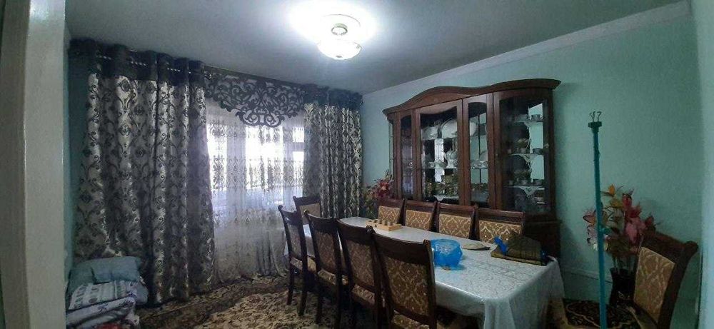 3/8/12 Нукус, Центральная Авиакасса, Мирабадский р-н