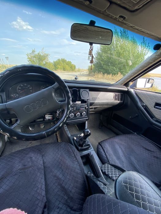 Продам машину Audi 80 b3