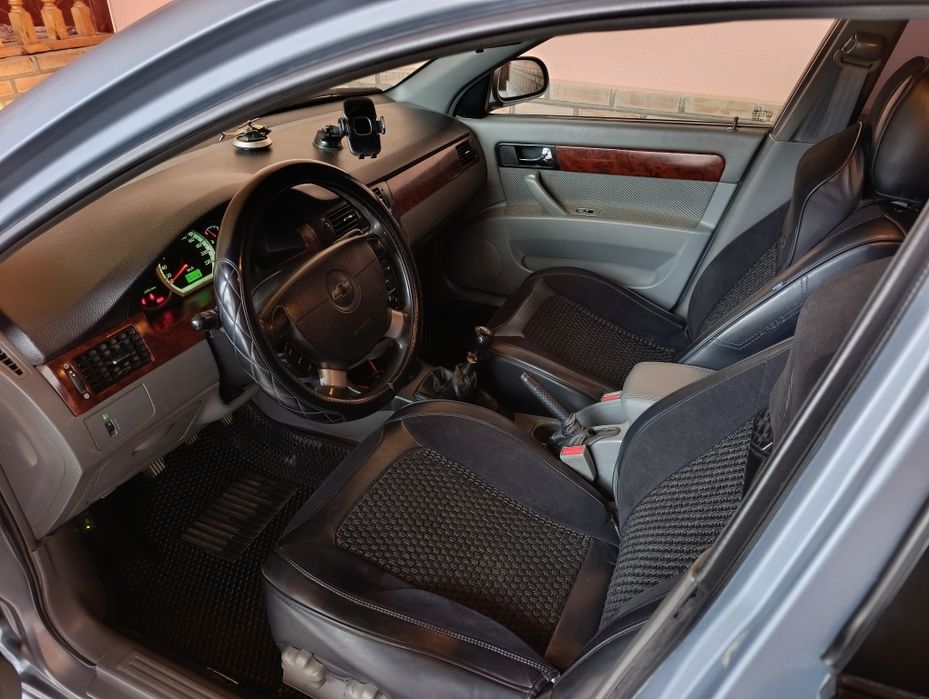 Lacetti sendan 1.8