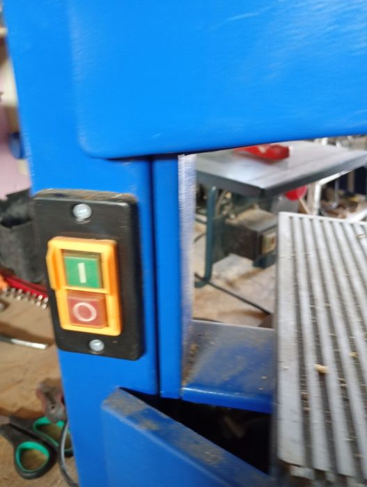 Aparat debitat , pânză verticala