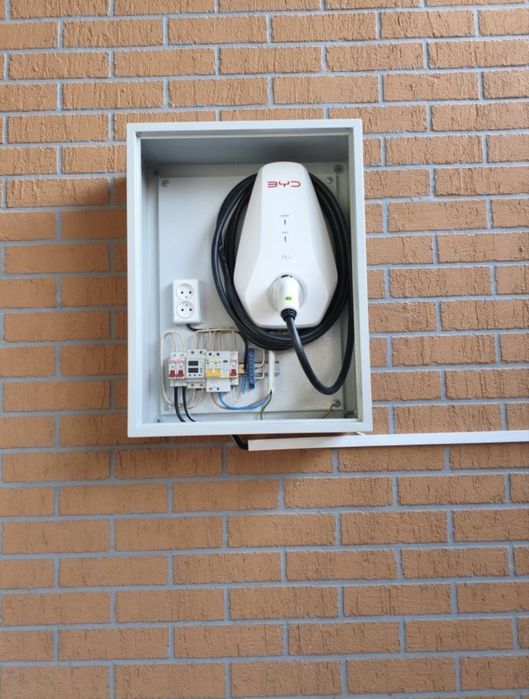 Установка Монтаж Настройка зарядных станций для электромобилей