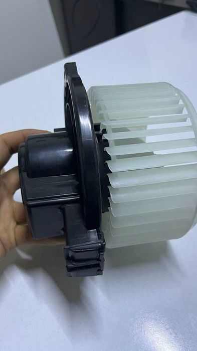 Вентилятор печки на Nissan