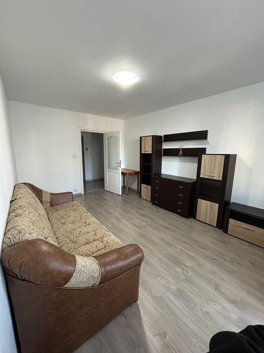 Închiriez apartament cu 2 camere, 50 mp, zona Balada – Strada Metropoliei, Suceava