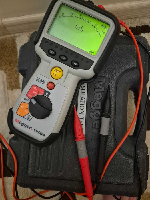 Изолационен тестер MEGGER MIT400 със сертификат за калибрация
