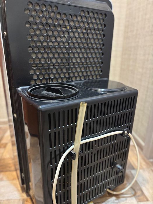 Продавам стоящ климатик Whirlpool - отопление и охлаждане