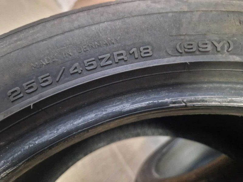 2 Dunlop R18 255/45/ 
летни гуми 
DOT0517