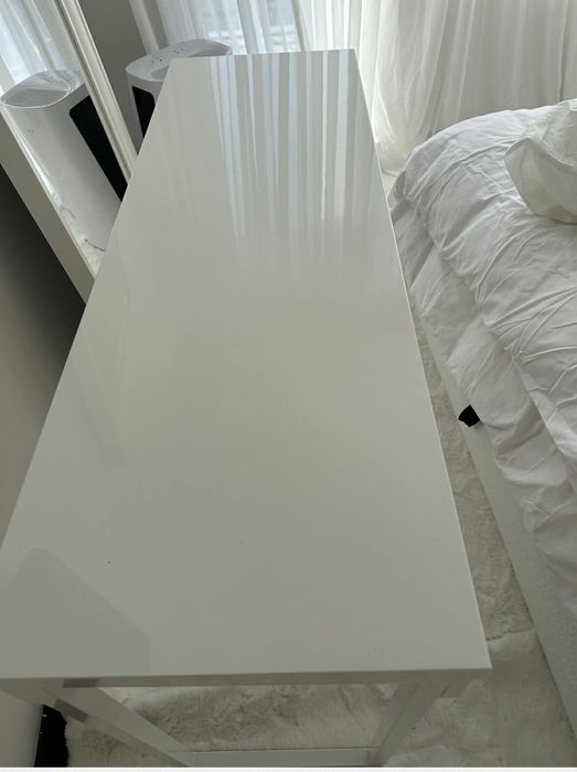 Бюро Ikea Besta Burs , бял гланц