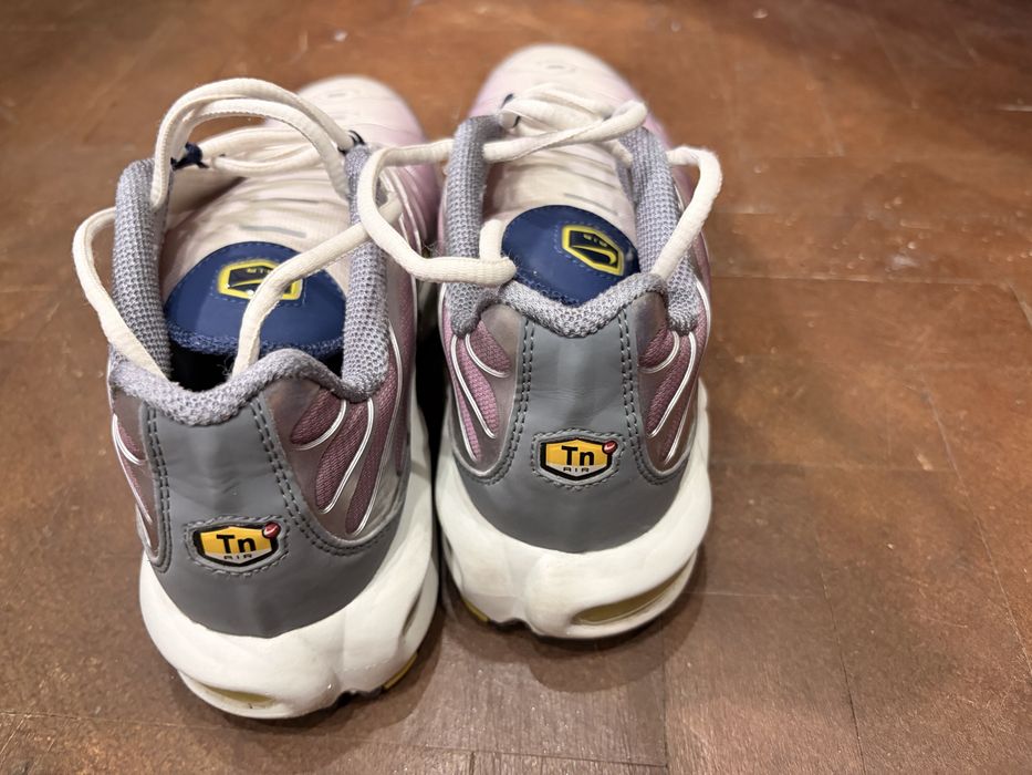 Оригинални маратонки Nike Air Max Plus TN, размер 39