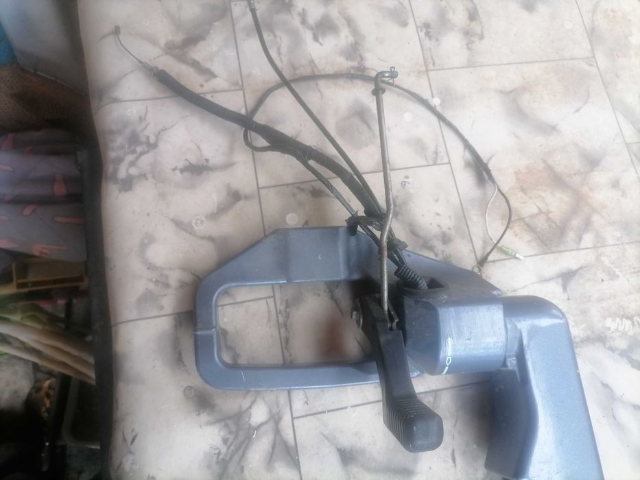 Продавам румпел за извънбордов двигател