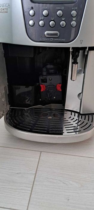 Кафеавтомат Delonghi Magnifica Pronto Cappuccino