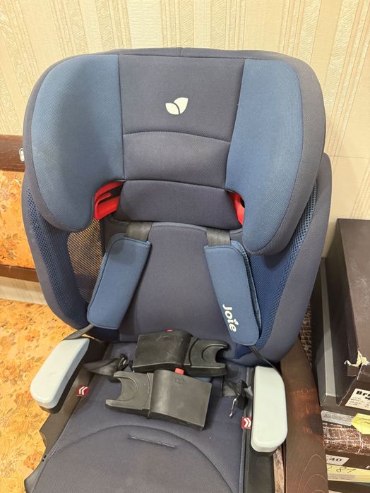 Детское автокресло для ребенка