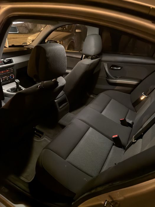 BMW 3 E90 318l.
