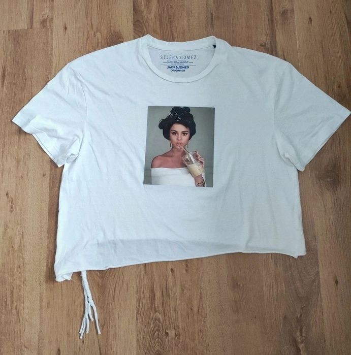Tricou dama Selena Gomez marimea L