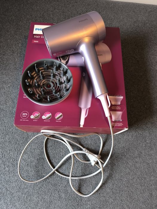 Uscător de păr Philips Seria 7000 BHD723/10, 1800W, Tehnologie ThermoS