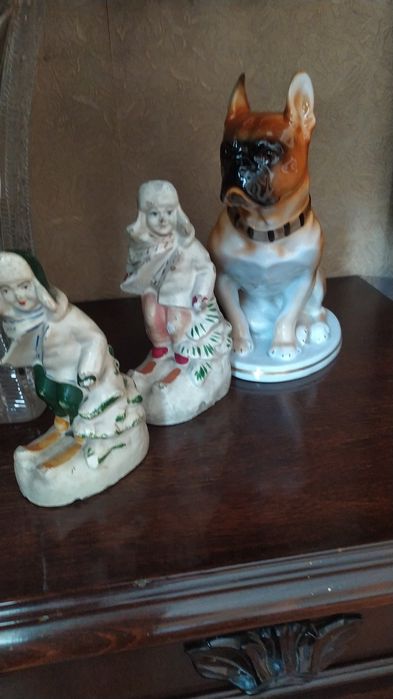 Статуэтки фарфор,гипс