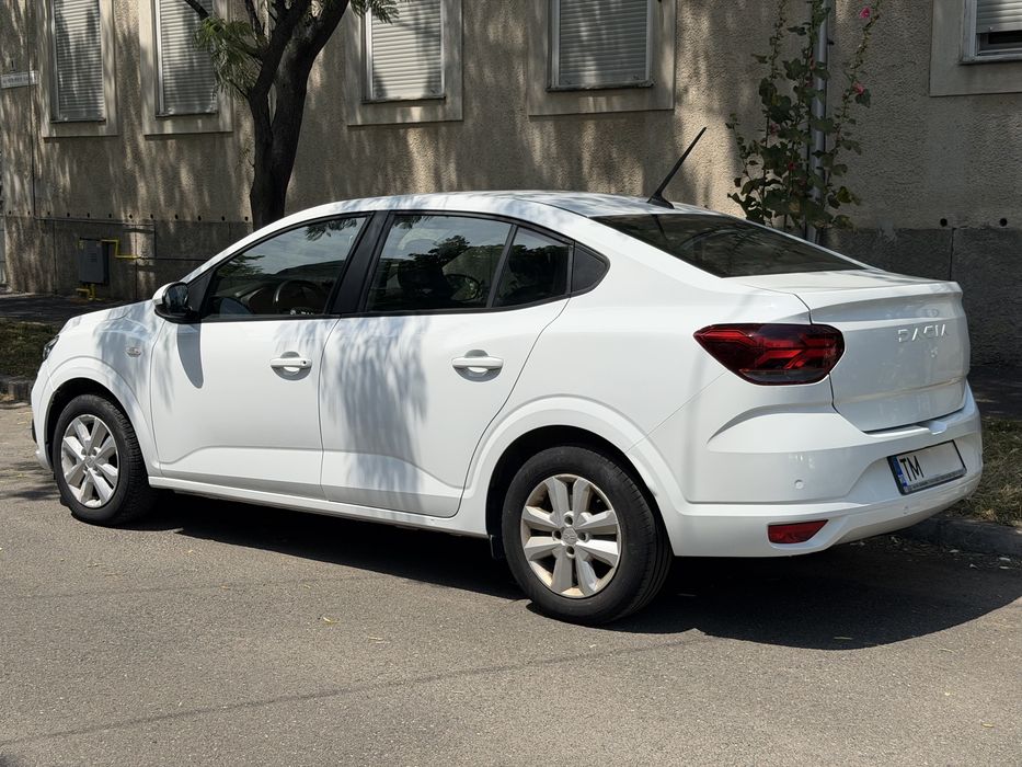 DACIA Logan 2023 — imagine 2