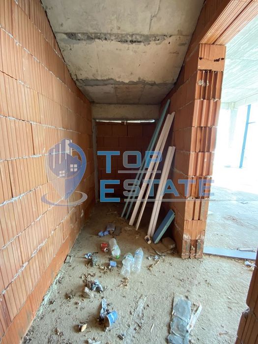 Продава се Заведение в Горна Оряховица - 277 кв.м за 1860 €/кв.м - Снимка #3