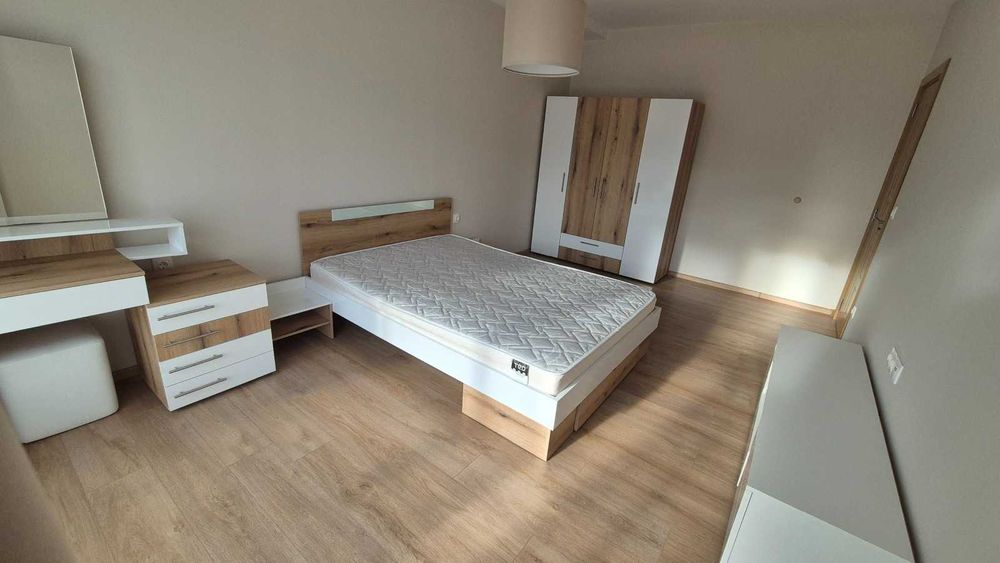 Дава се под наем Тристаен апартамент в София, Зона Б-18 - 90 кв.м за 810 € - Снимка #4