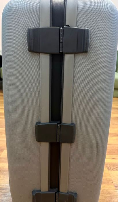 Дорожный чемодан Samsonite