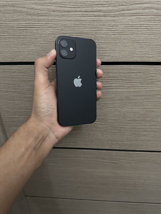 Айфон 12 с коробкой