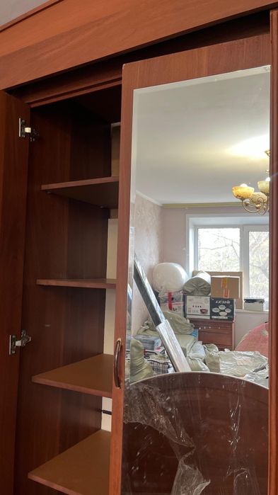 Продам шкаф из лдсп