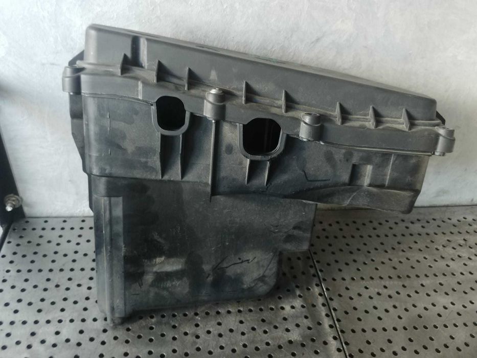 carcasa filtru aer 2.0 d b47d20a  bmw seria 1 f20 f21