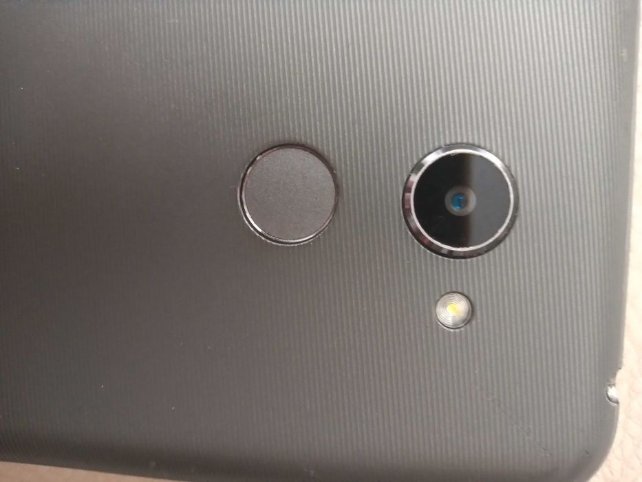 Телефон Vodafone Smart N8