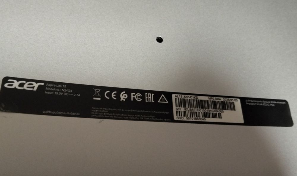Acer aspir 15 lite noutbuk sotiladi