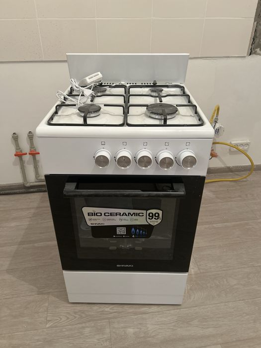 Продаем газ с духовкой