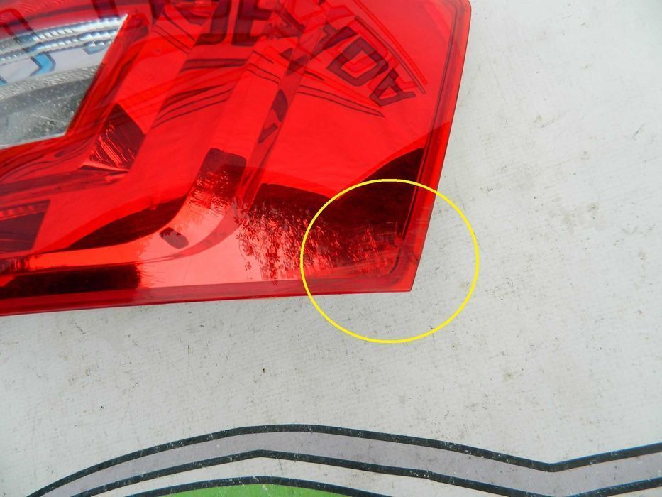 Stop dreapta Skoda Octavia 3 Sedan cod 5E5945096B