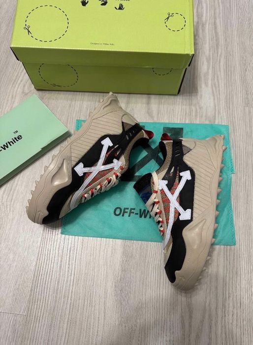 Adidasi Off White Odsy 1000
