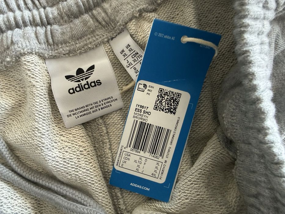Adidas Essential ОРИГИНАЛЕН мъжки къси панталони - S и XL