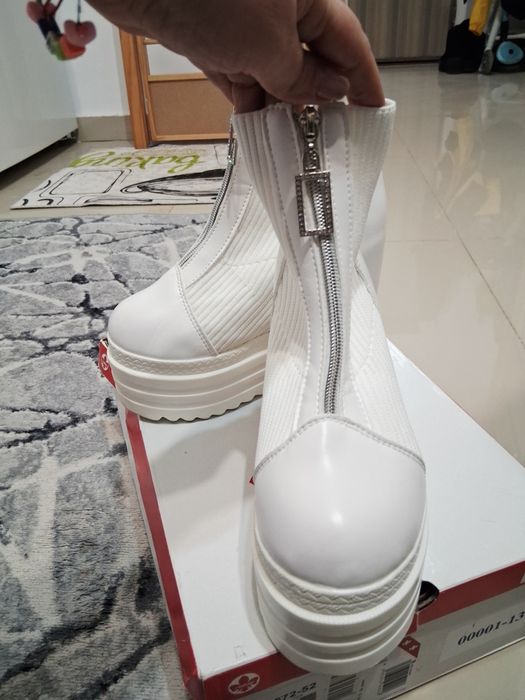 Ghete primavara marimea 39