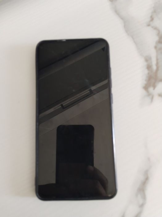 Продам Б/у сотовый телефон