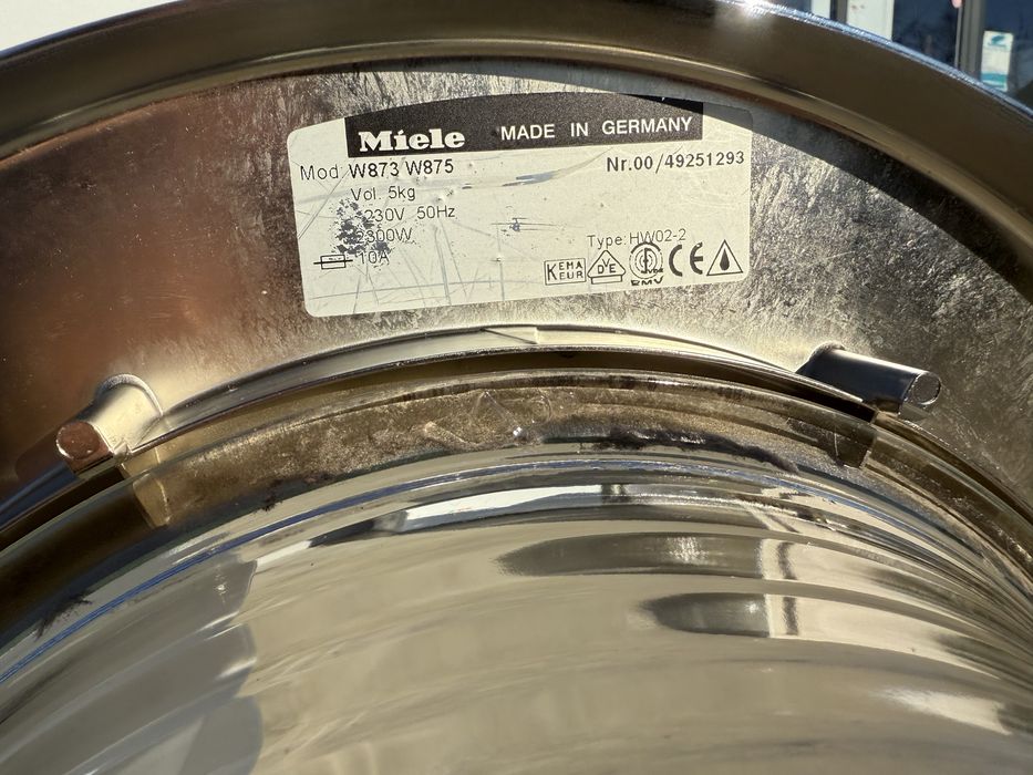 Пералня Миеле W875 + Свързващ кит за сушилня