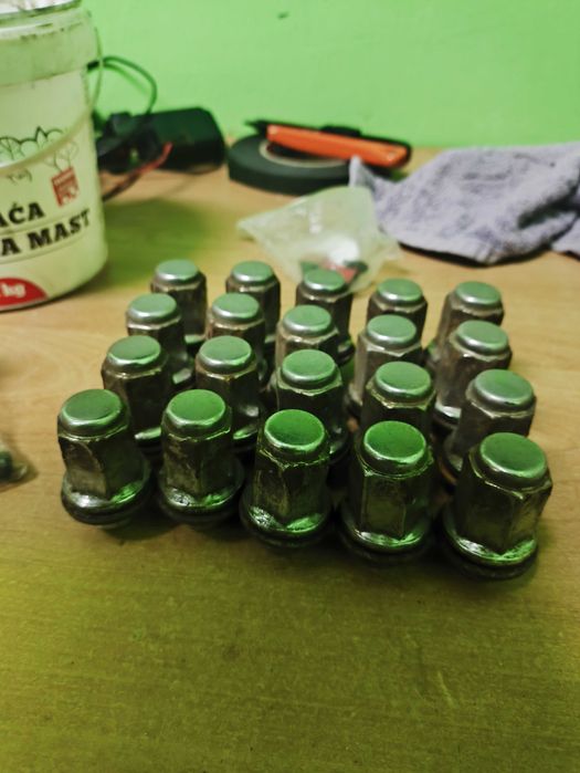 Джанти Тойота 16 инча + гайки + патерица