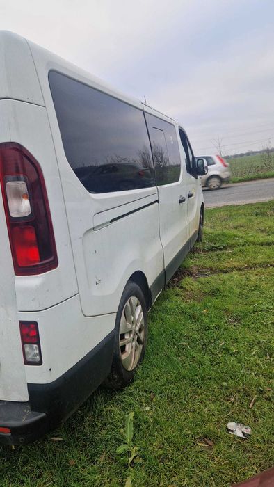 Dezmembrez Renault Trafic 2016 Mini Bus 1.6 biturbo