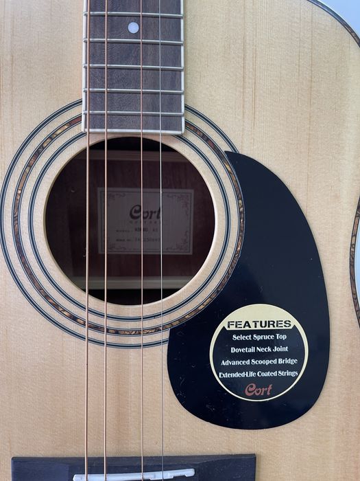 Новая аккустическая гитара Cort AD 880 NS.