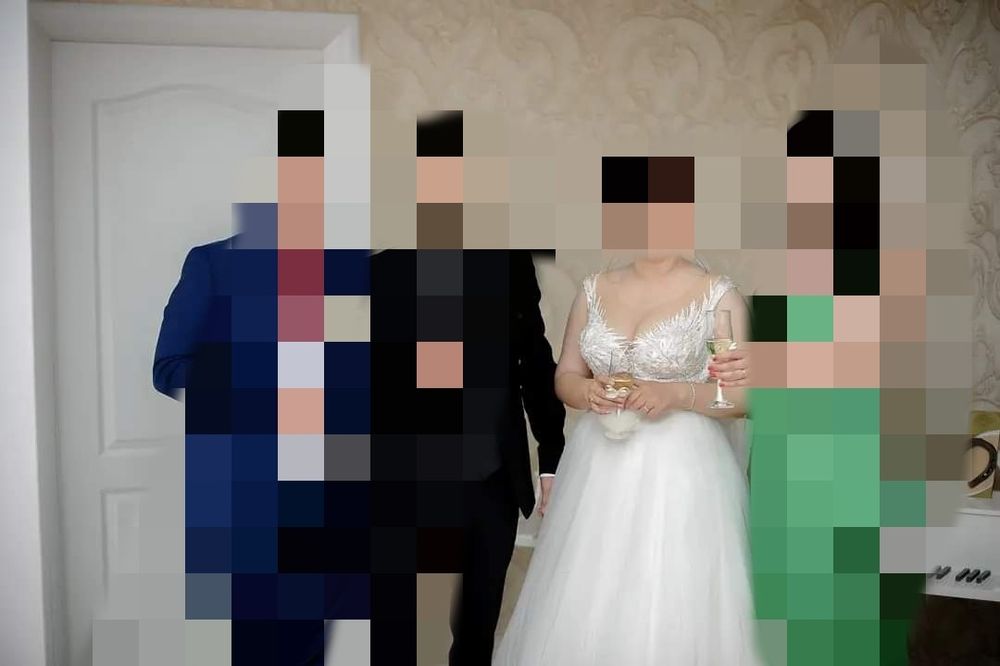 Rochie mireasa deosebita