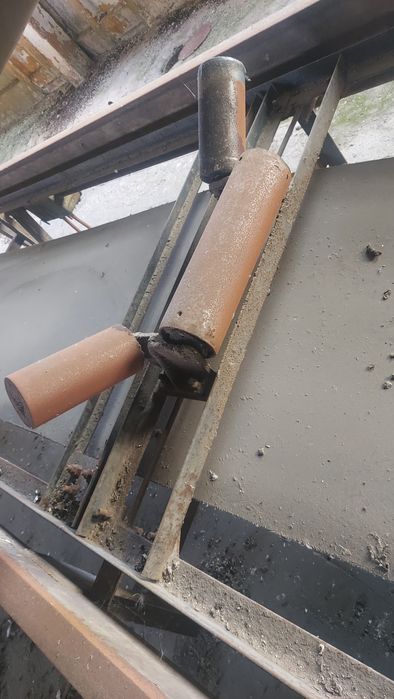 Конвейрные ролики всборе скреплениями