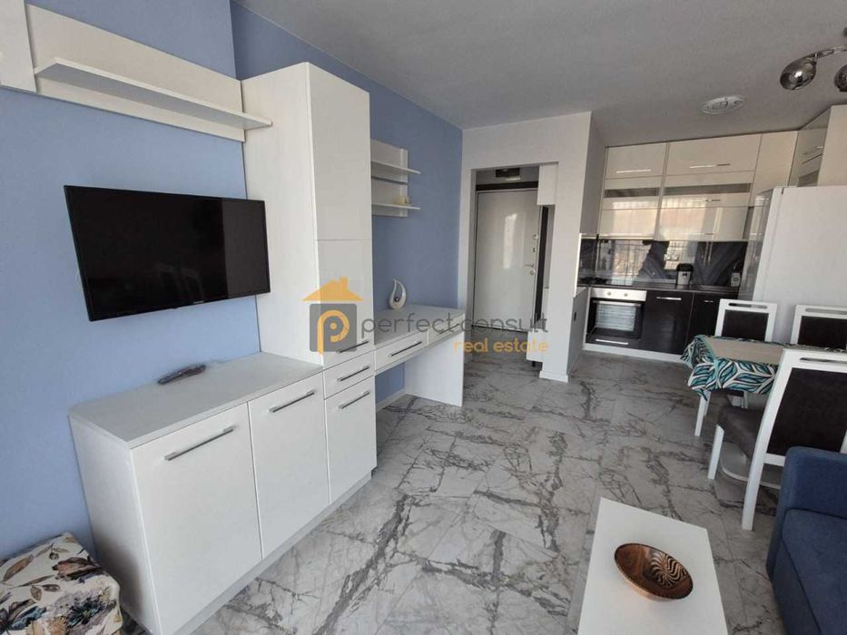 Дава се под наем Двустаен апартамент в Пловдив, Център - 60 кв.м за 650 € - Снимка #1