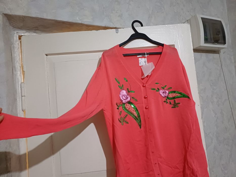 От бренда Ван Ли