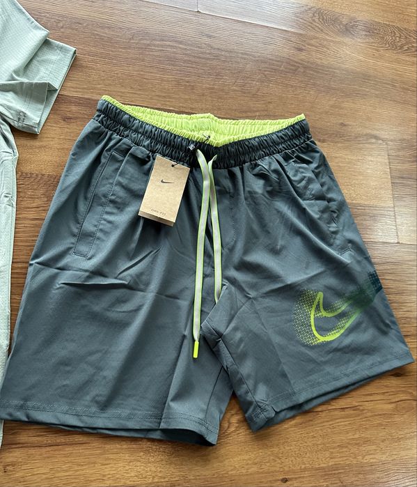 Мъжки,къс комплект Nike дишаща тениска и шушлекови панталонки