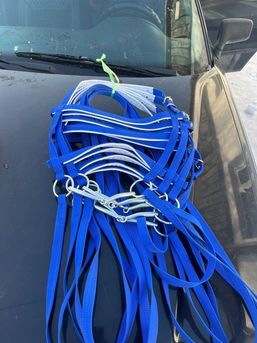 Продам новые уздечки заводские