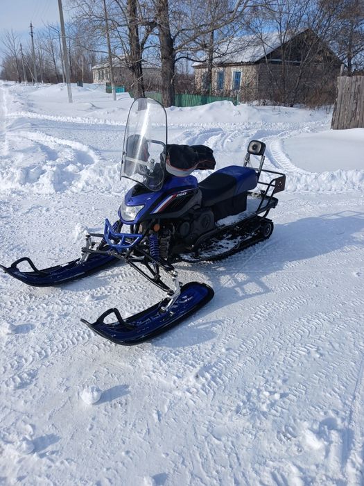 Продам снегоход  динго.