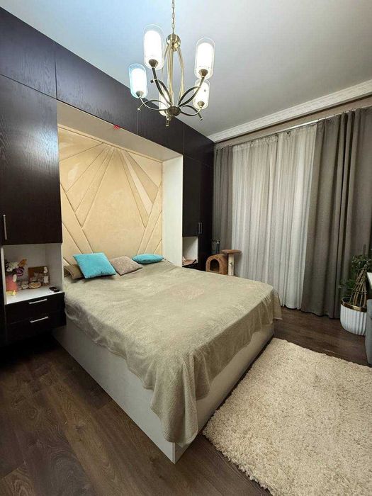 Высокопотолочка Чиланзар 1, с ремонтом 3 комнатная 90м2