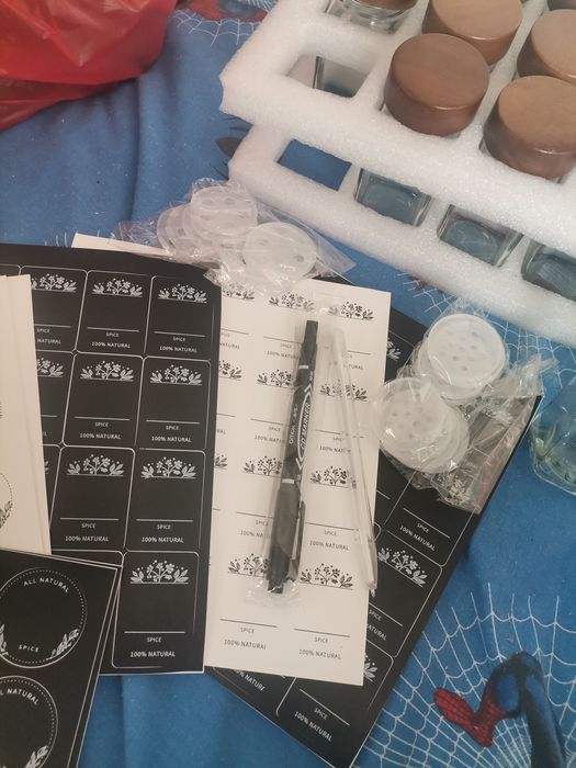 Стъклени буркани за подправки с етикет, 24 броя