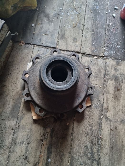 Ступица Mercedes Benz.